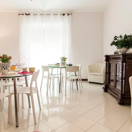 Casa Di Nora Bed & Breakfast
