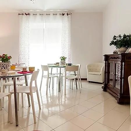 Casa Di Nora Bed & Breakfast 3*